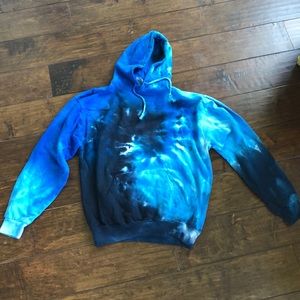 TIE DYE HOODIE